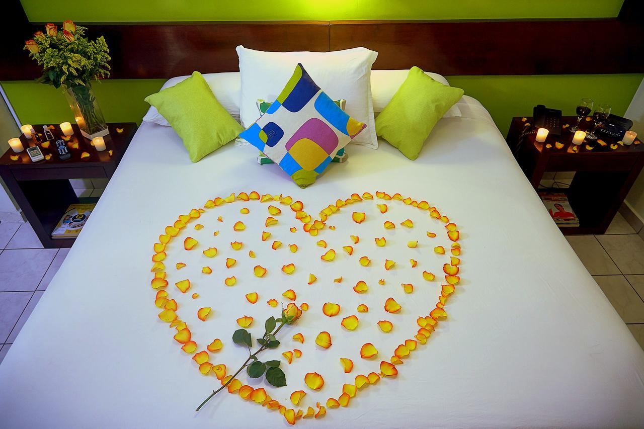 Villa Del Angel Hotel Сан Салвадор Екстериор снимка